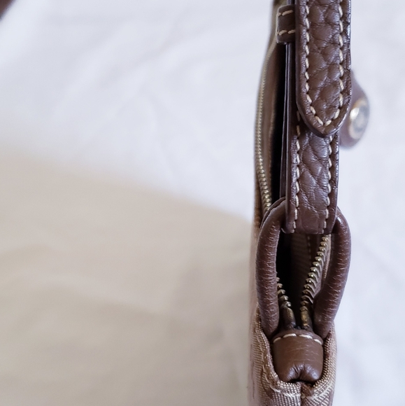 Dooney Bourke monogram flat baguette bag brown - Picture 6 of 7